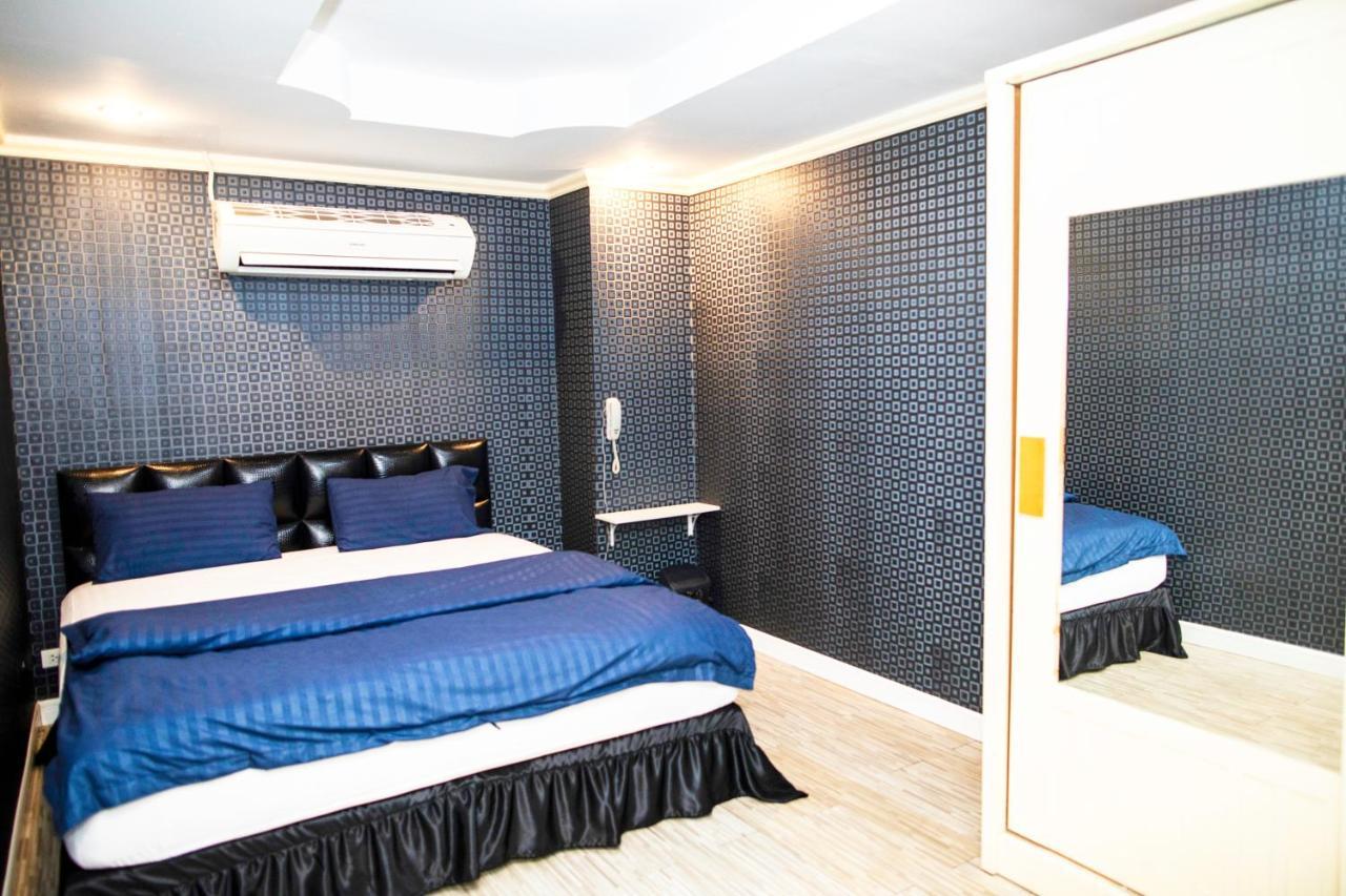 Merry Inn Suites Pattaya Ngoại thất bức ảnh
