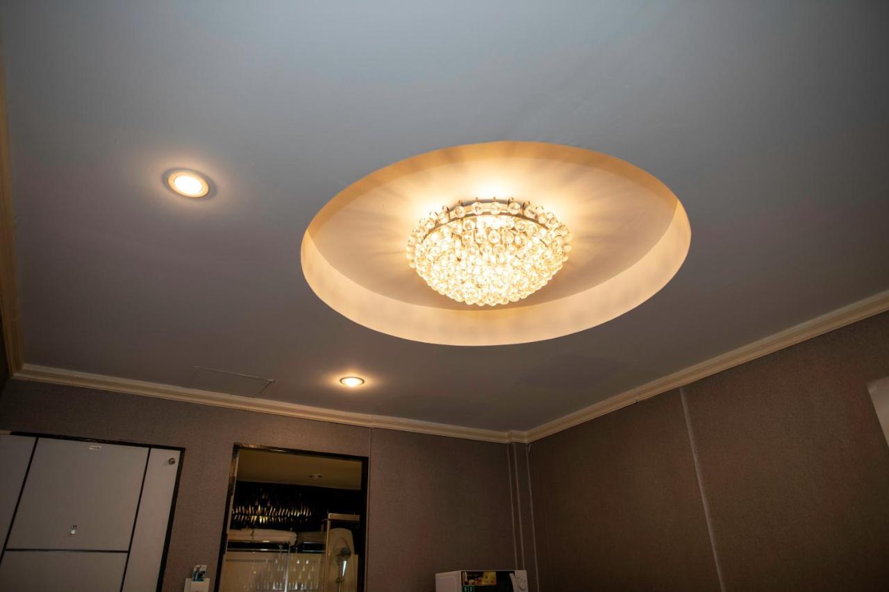 Merry Inn Suites Pattaya Ngoại thất bức ảnh