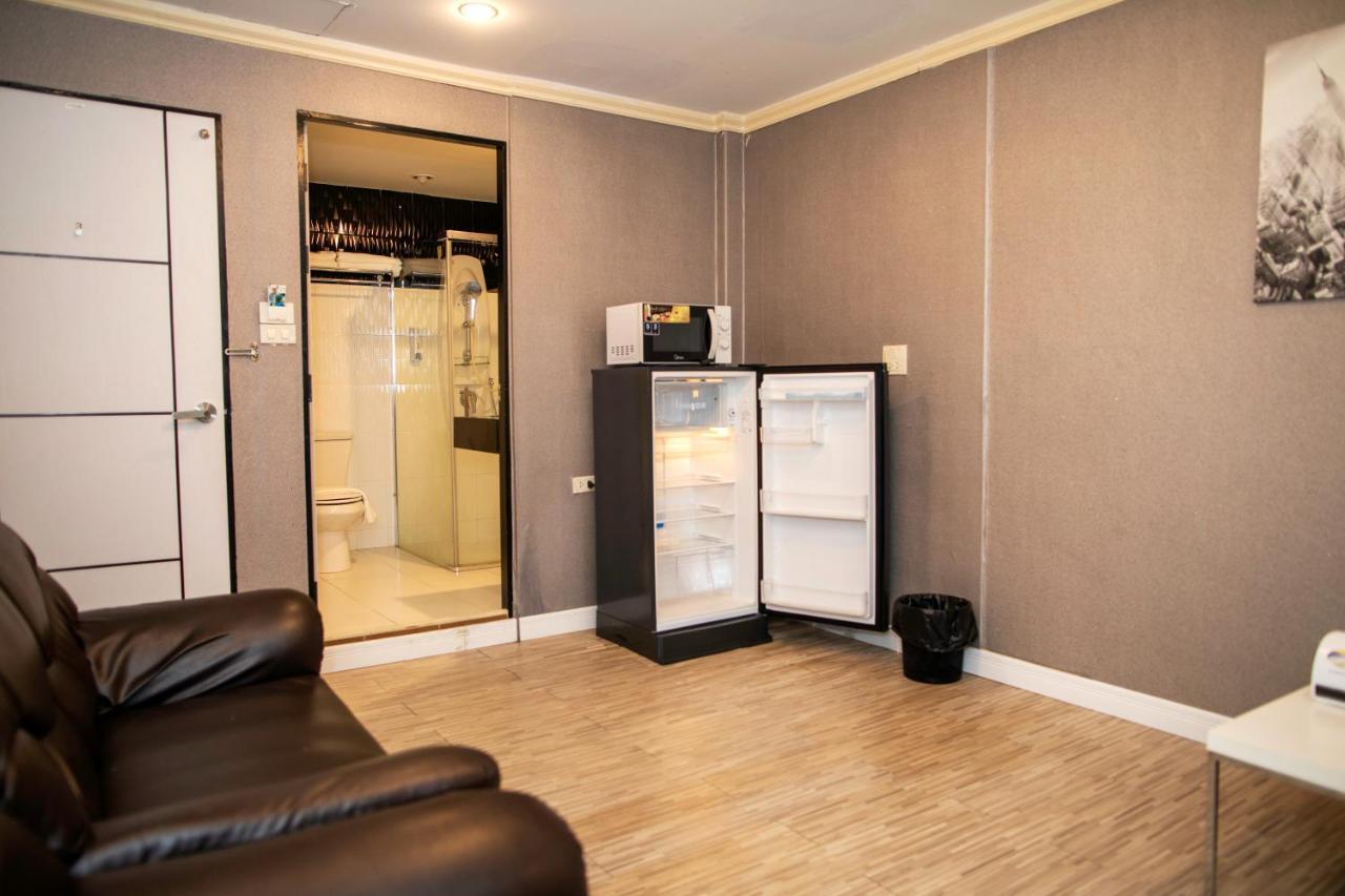 Merry Inn Suites Pattaya Ngoại thất bức ảnh
