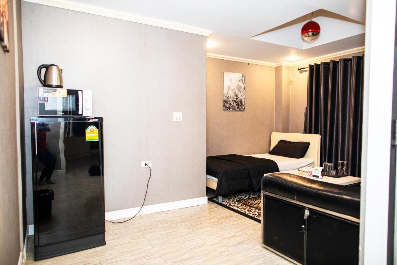Merry Inn Suites Pattaya Ngoại thất bức ảnh